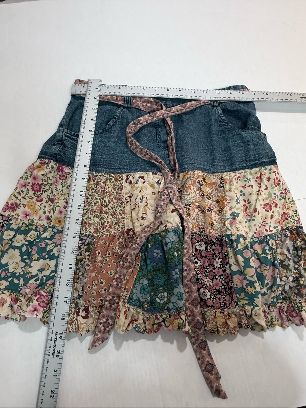 Young Threads Patchwork Floral Denim Skirt Size Medium Boho Prairie Cottagecore - Picture 10 of 10